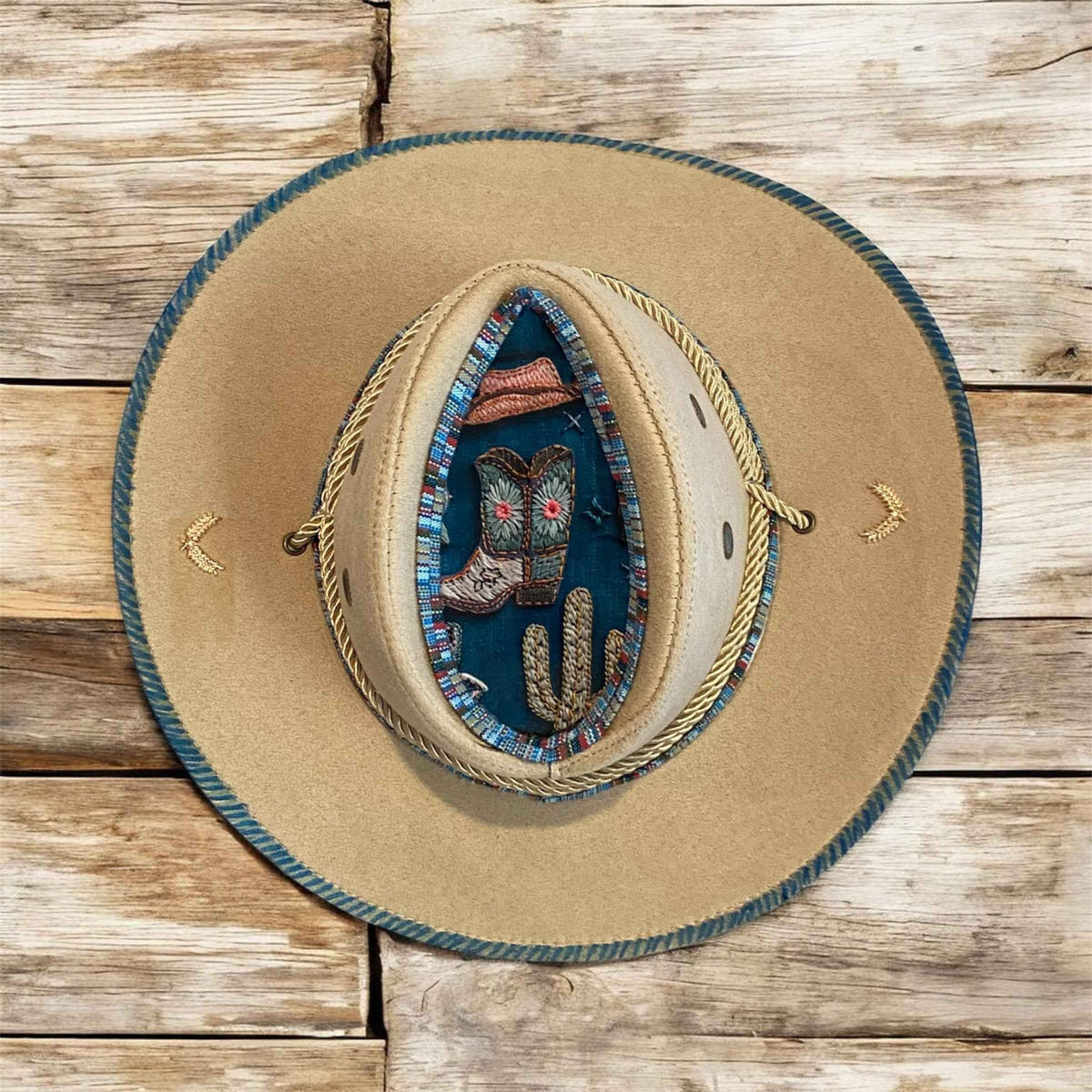 Custom Aussie Felt Hat: Elevate Your Style with the Cowboy Blue Edition