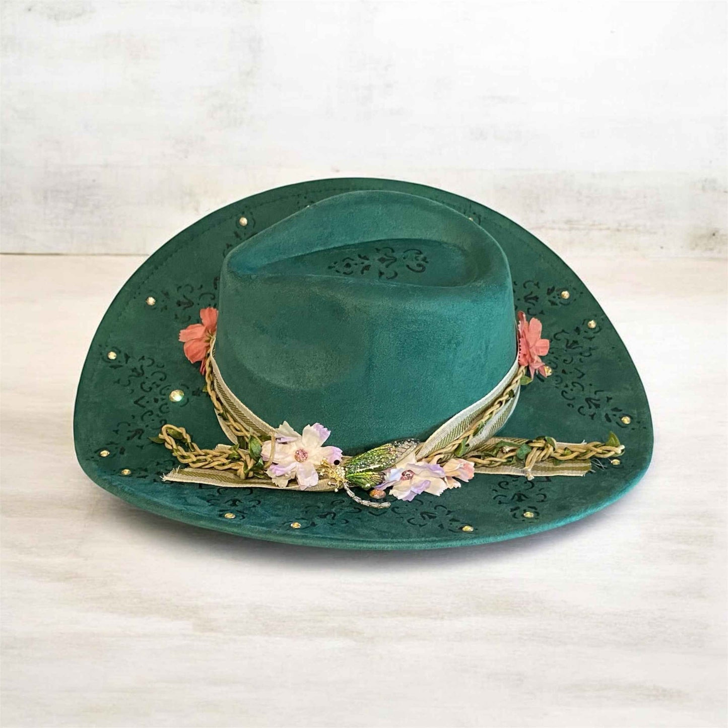 Deluxe Suedette Cowboy Hat: Transform Your Look with Elegance