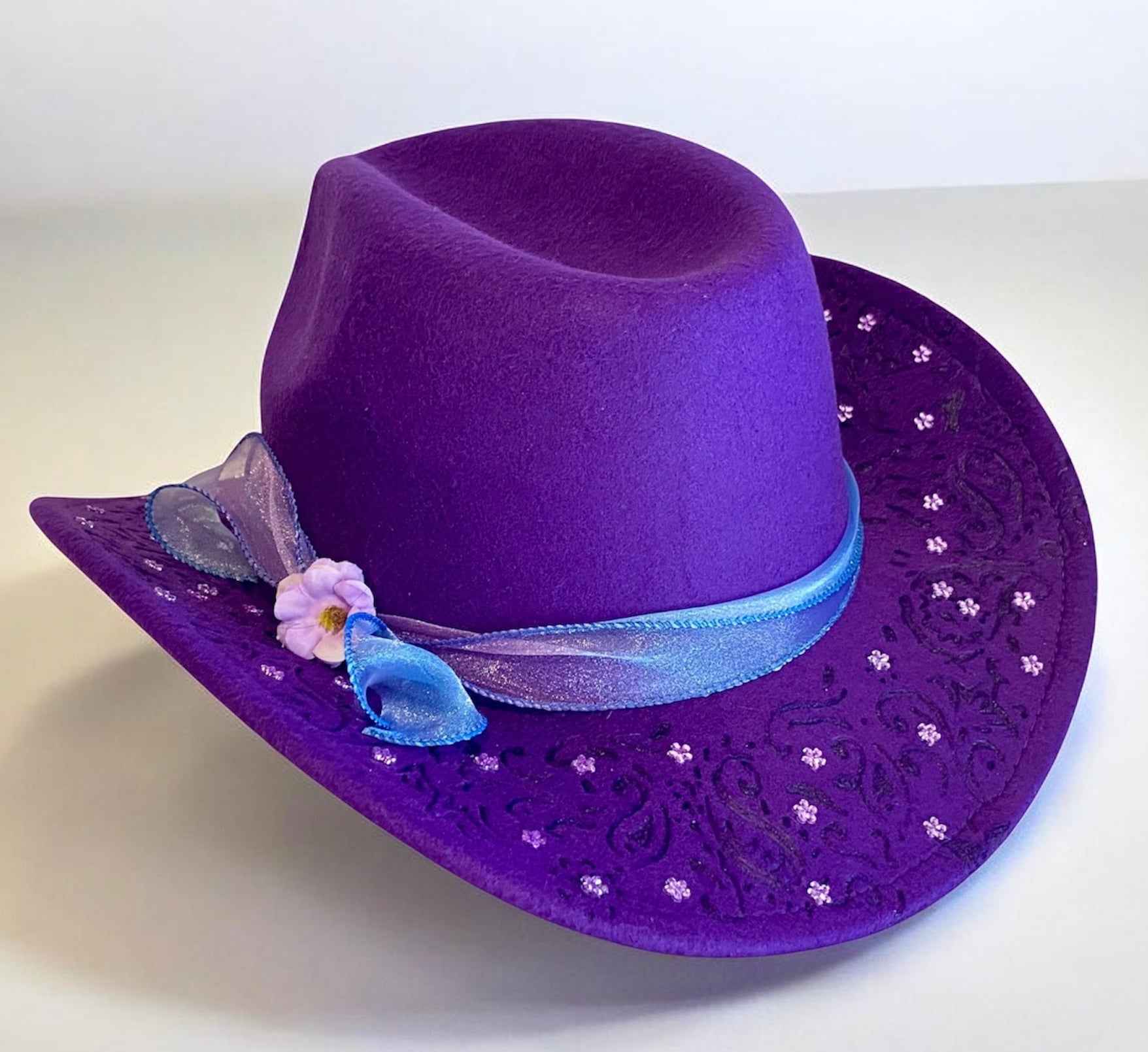 Custom Felt Cowboy Hat – Stand Out in Royal Purple with Rhinestone Elegance