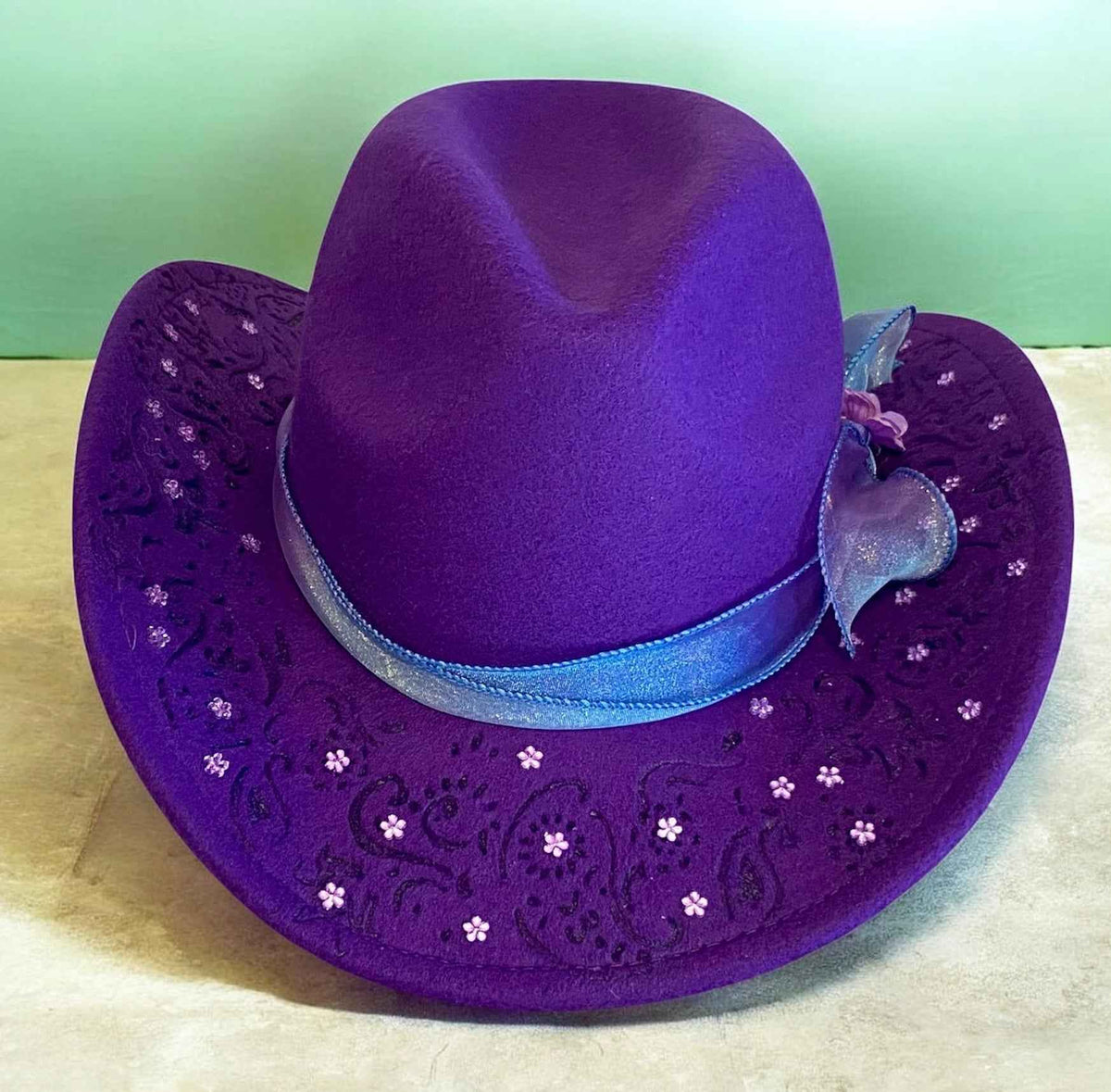 Custom Felt Cowboy Hat – Stand Out in Royal Purple with Rhinestone Elegance