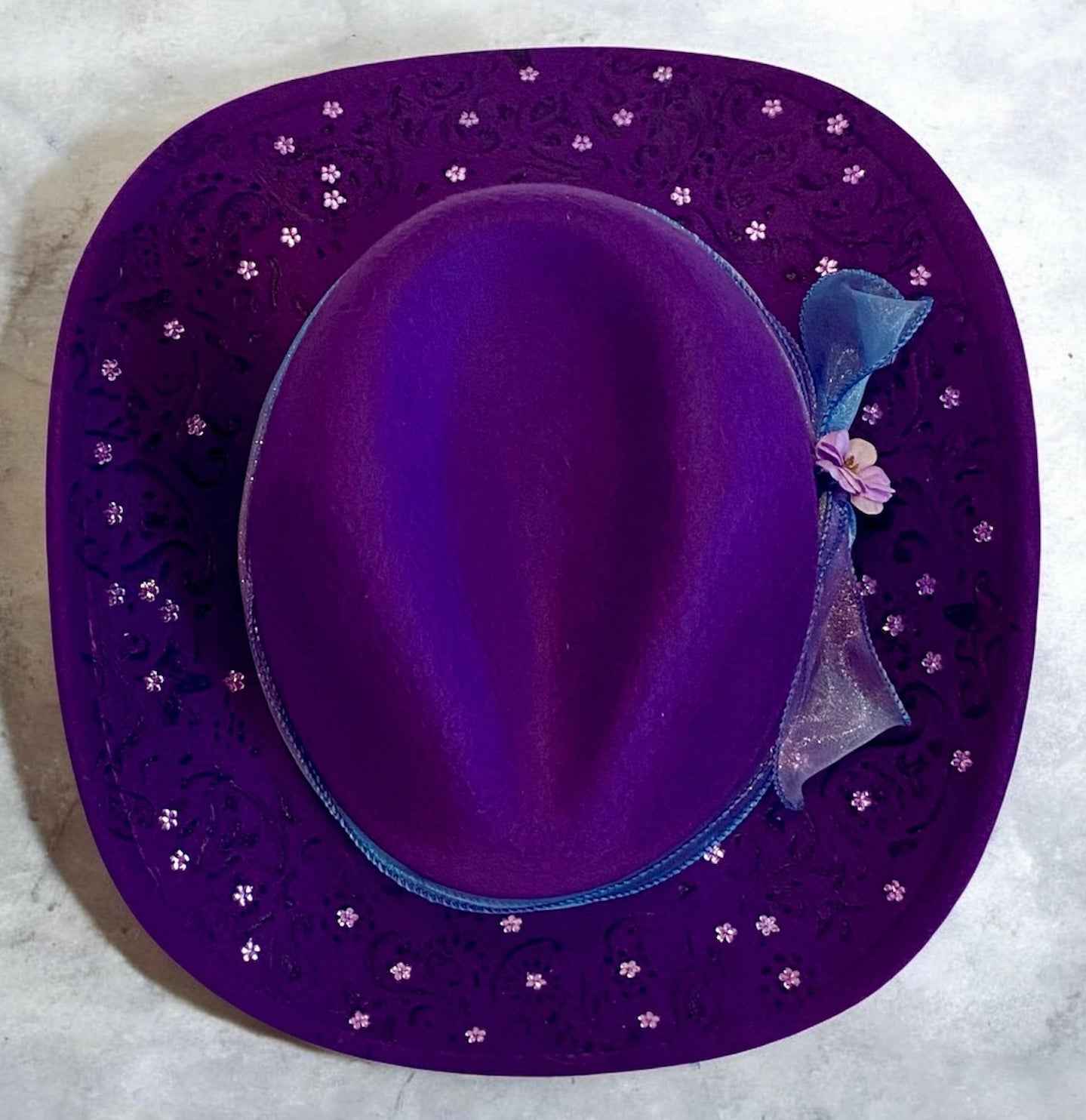 Custom Felt Cowboy Hat – Stand Out in Royal Purple with Rhinestone Elegance