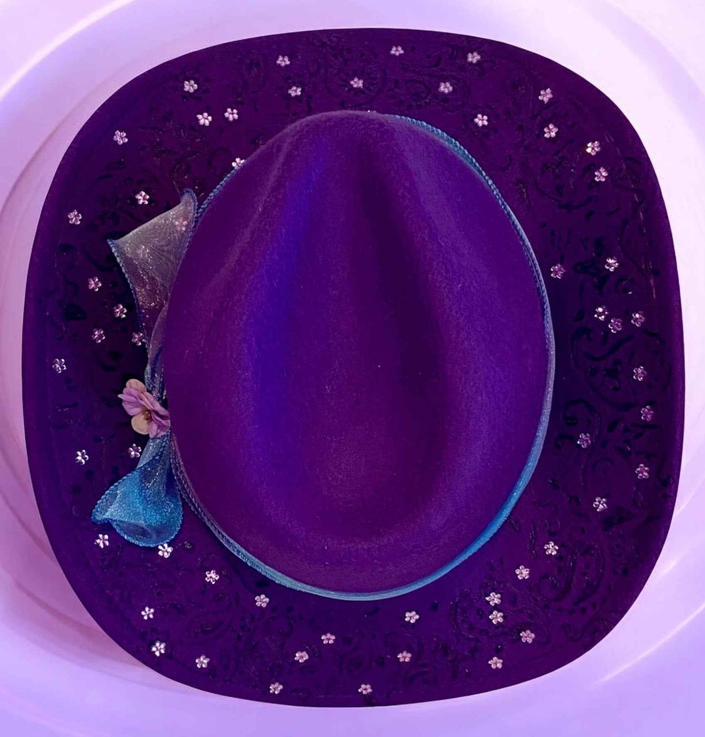 Custom Felt Cowboy Hat – Stand Out in Royal Purple with Rhinestone Elegance