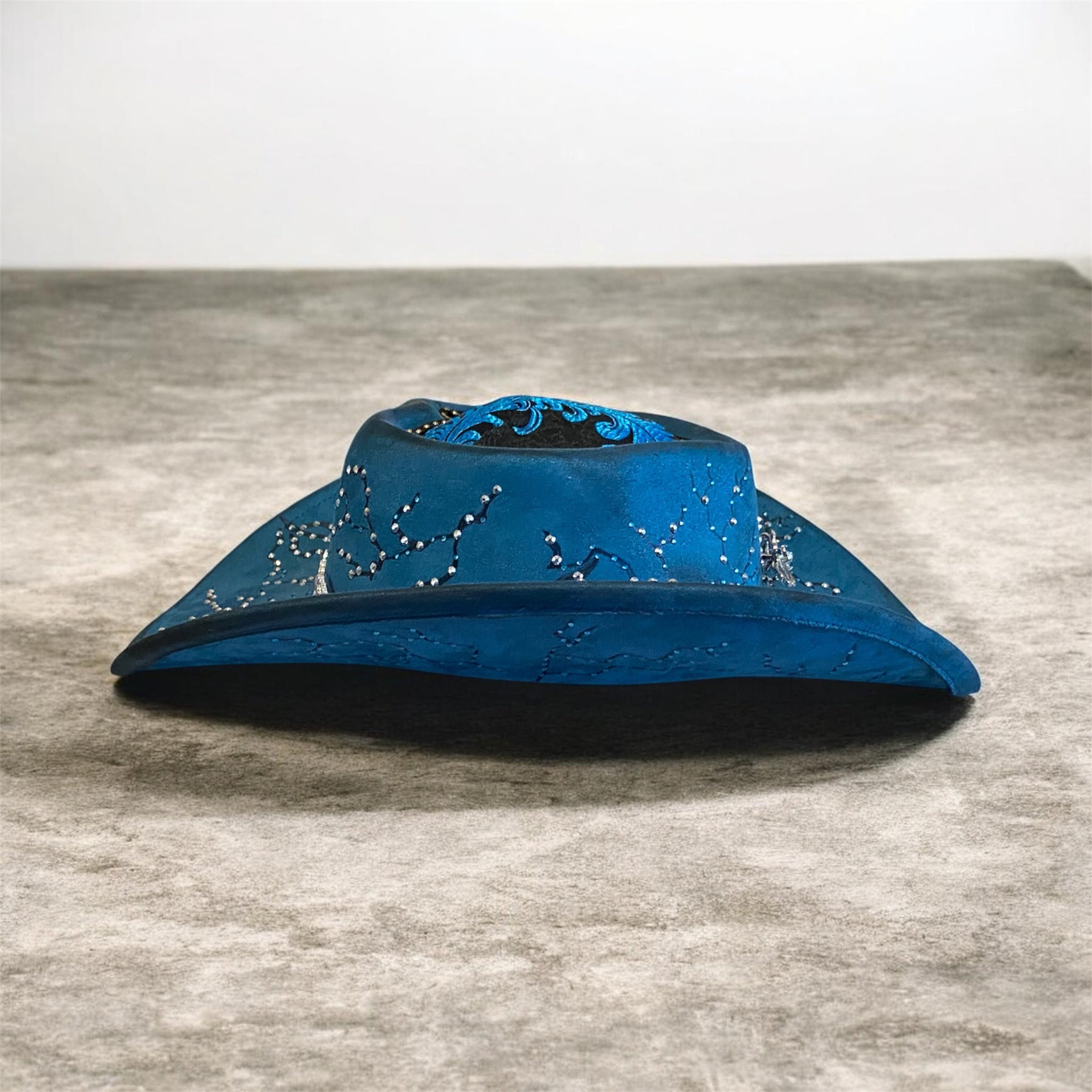 Deluxe Suedette Heart Crown Diamante Cowboy Hat, "Blue Fire Lady"