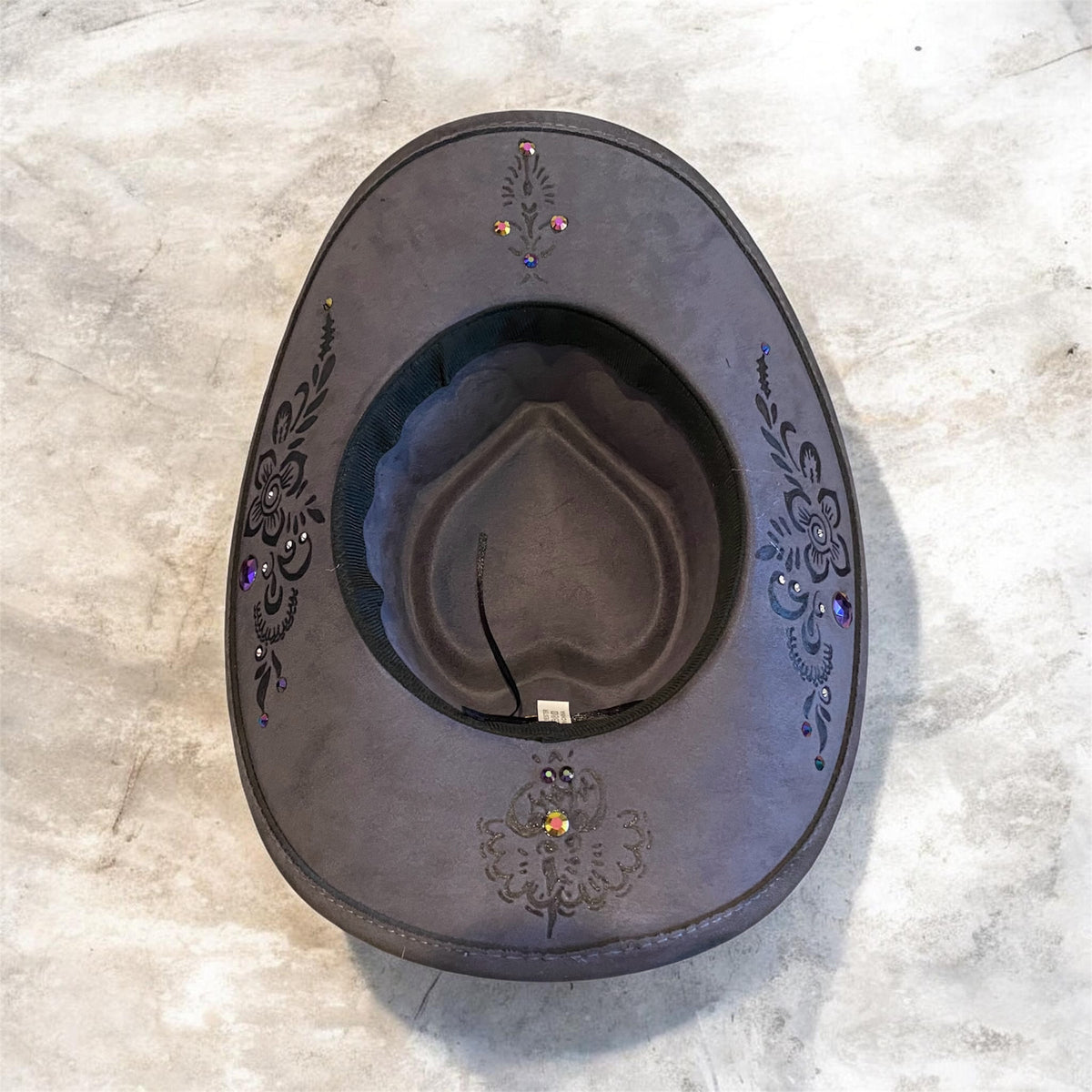 Fashion Forward Cowboy Hat: Mi Vida Loca Edition for Effortless Style and Confidence