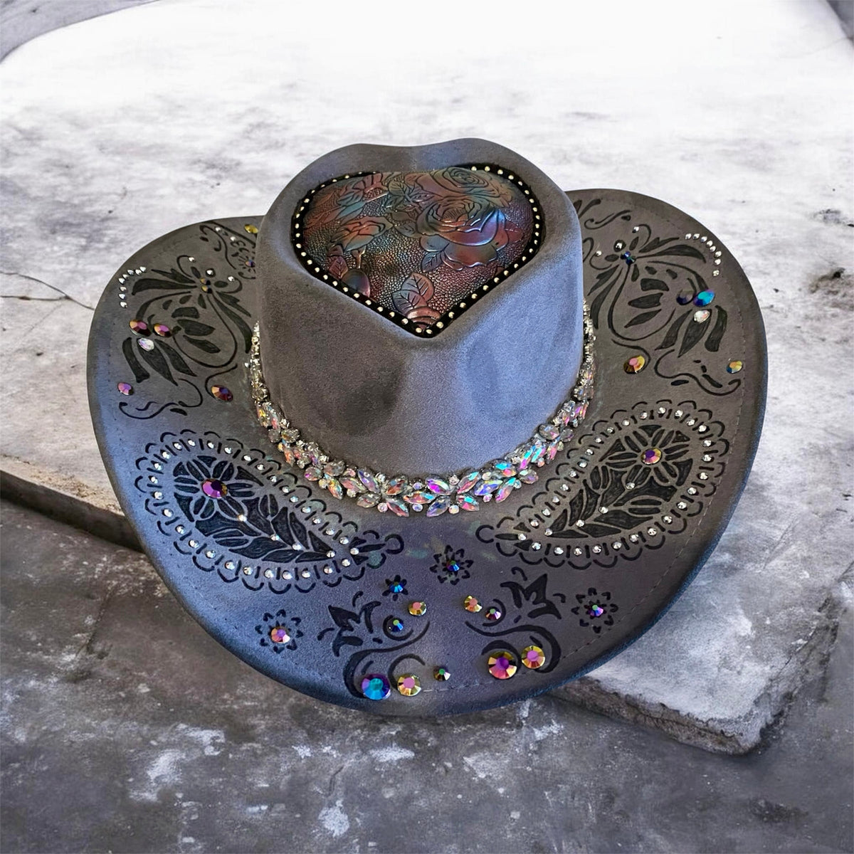 Fashion Forward Cowboy Hat: Mi Vida Loca Edition for Effortless Style and Confidence