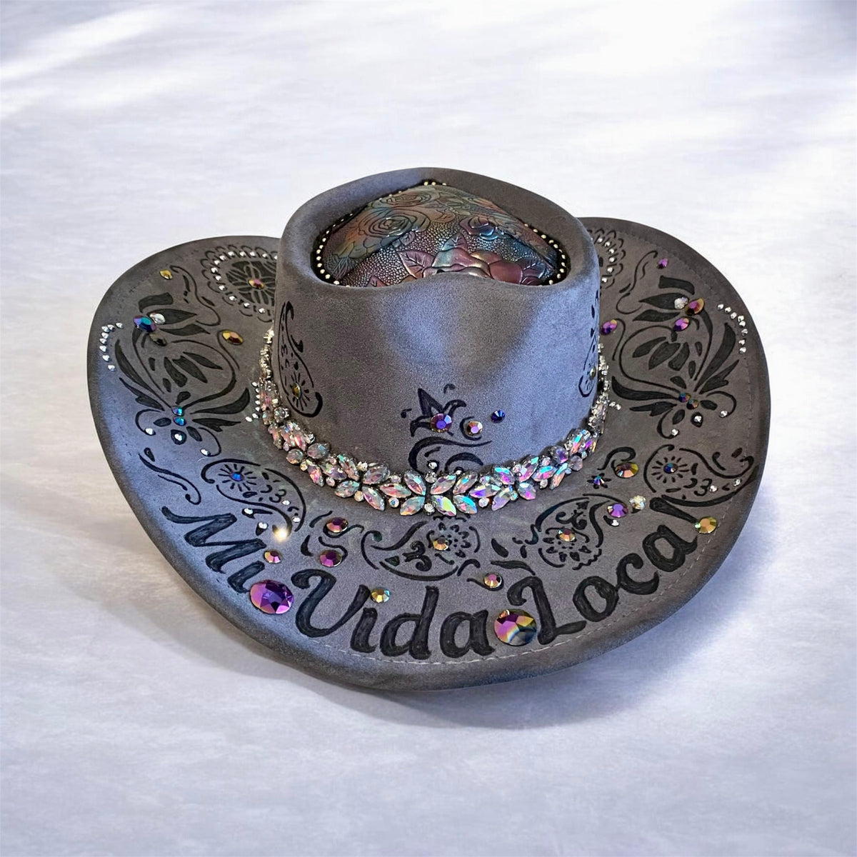 Fashion Forward Cowboy Hat: Mi Vida Loca Edition for Effortless Style and Confidence