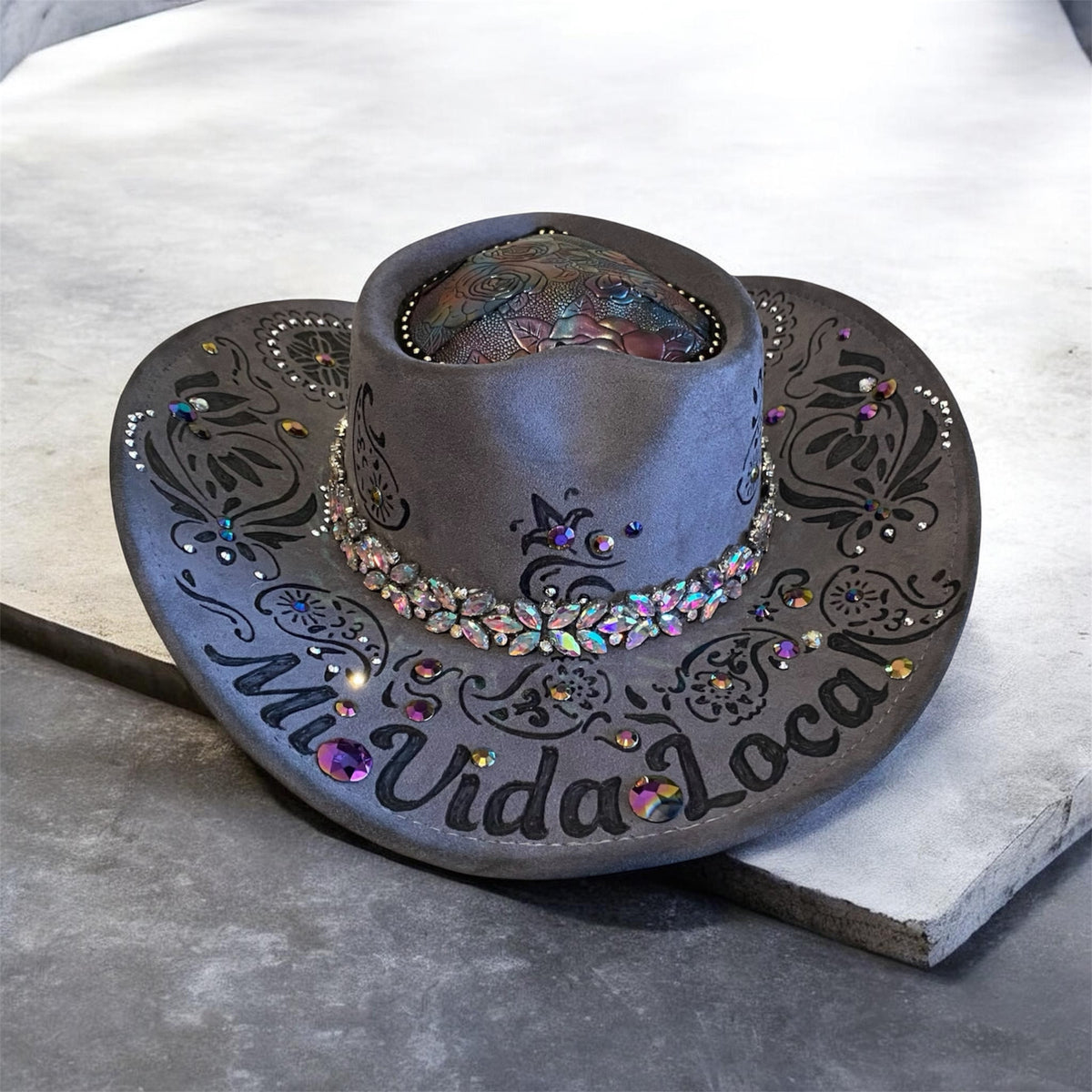 Fashion Forward Cowboy Hat: Mi Vida Loca Edition for Effortless Style and Confidence